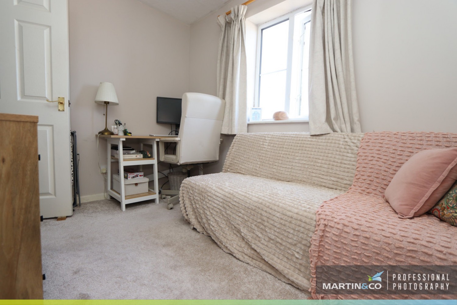 2 bedroom Flat for Letting Campbell Drive, Windsor Quay