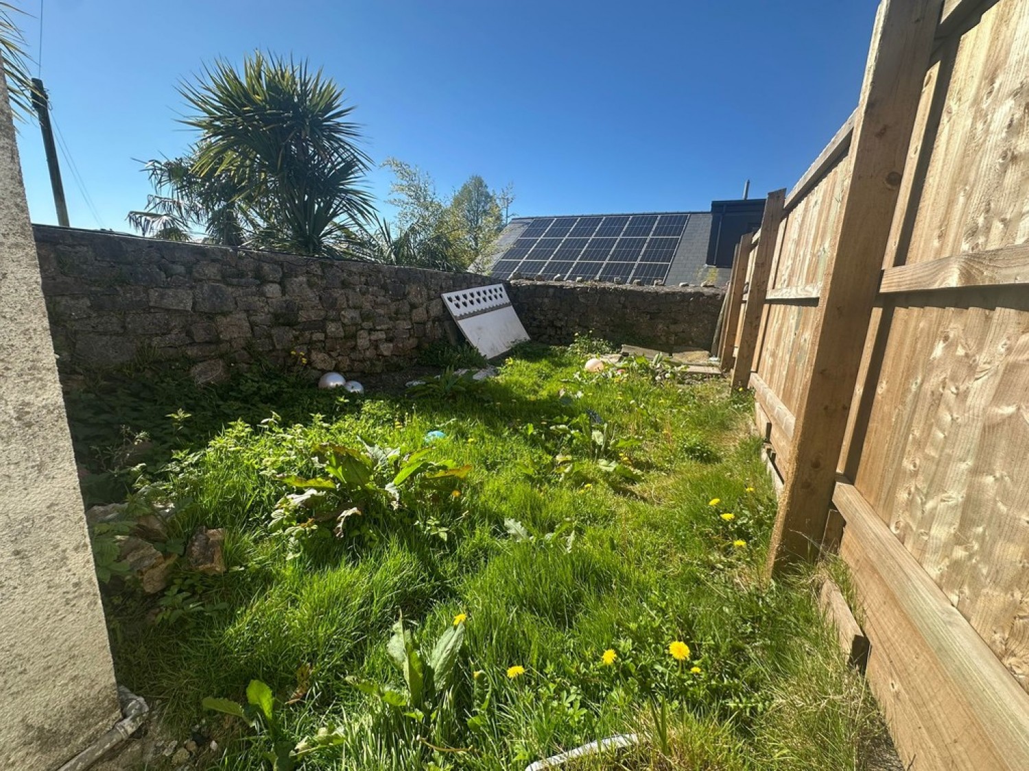 2 bedroom House for Letting High Street, Cefn Coed, Merthyr Tydfil