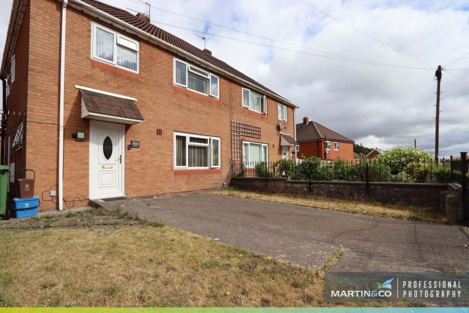 3 bedroom House for Sale Heol Carnau, Cardiff