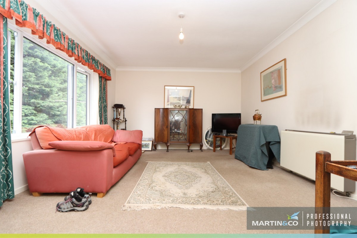 Roehampton Court, Cranleigh Rise