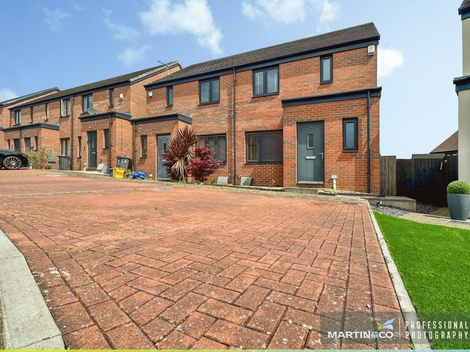 3 bedroom House for Sale Boyce Way, St Edeyrns