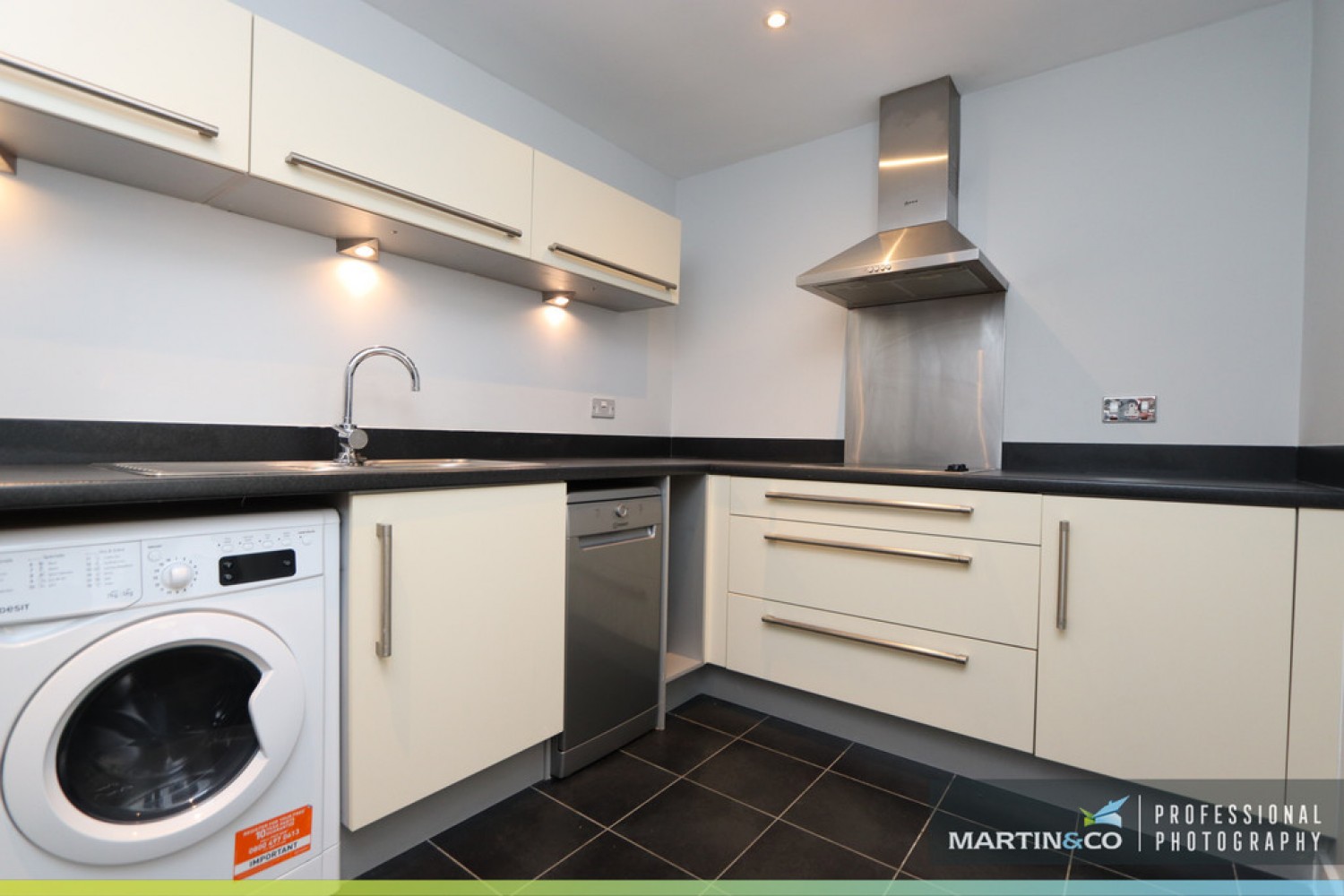 1 bedroom Flat for Letting Roma, Victoria Wharf