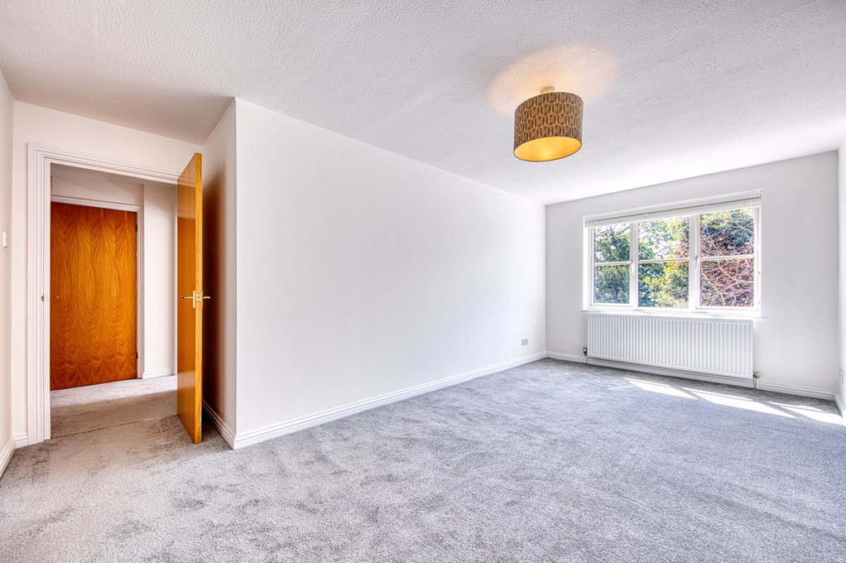 Cowley Court, Grove Hill