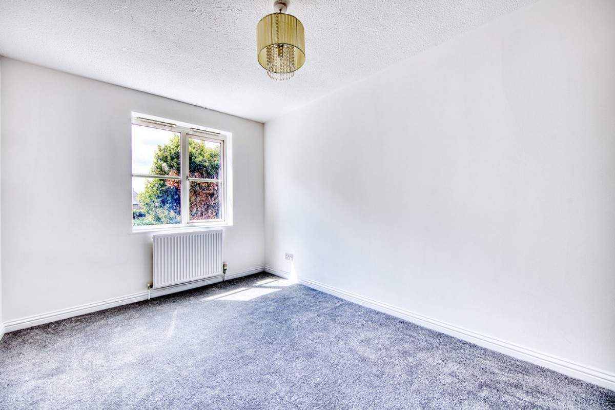 Cowley Court, Grove Hill