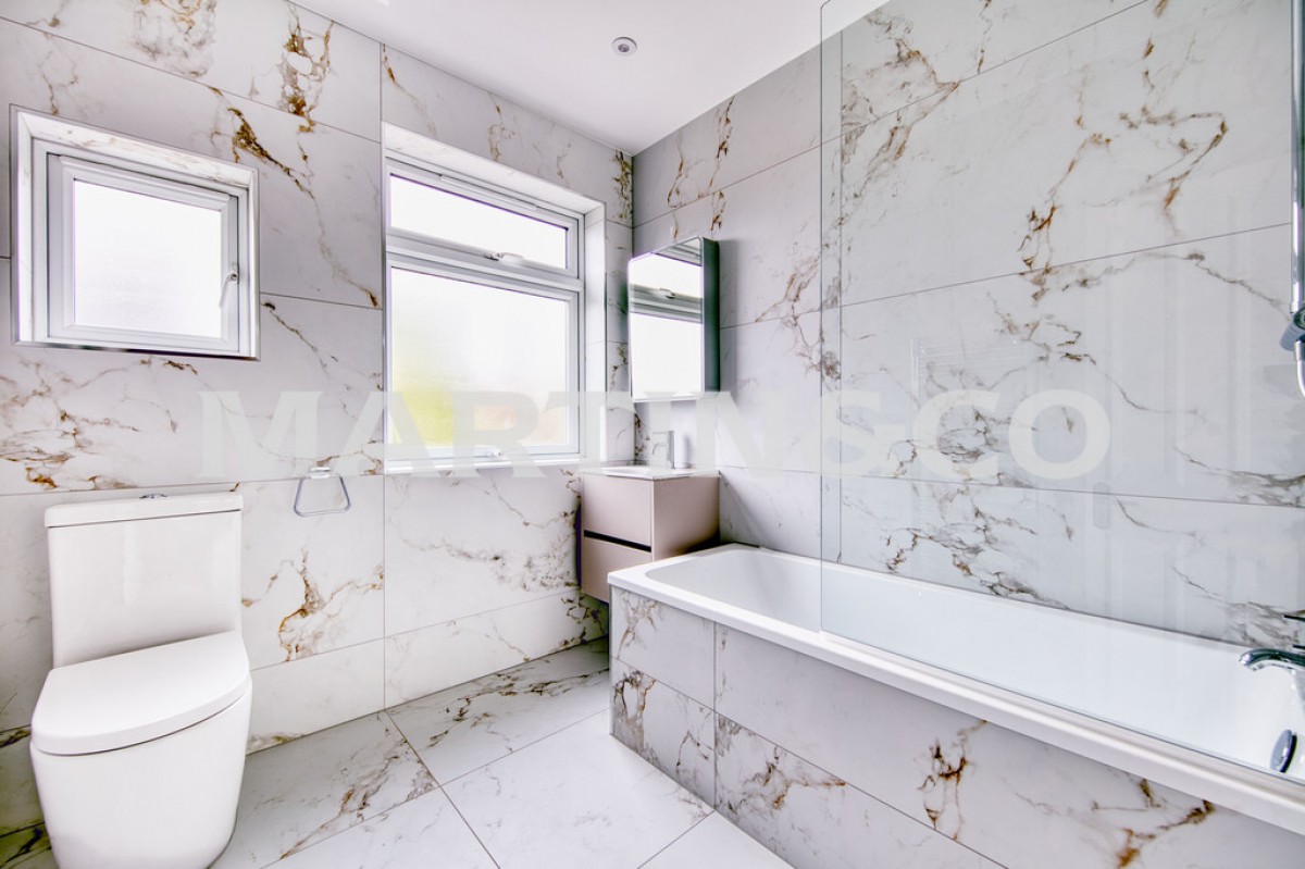 Cranbourne Avenue, Wanstead