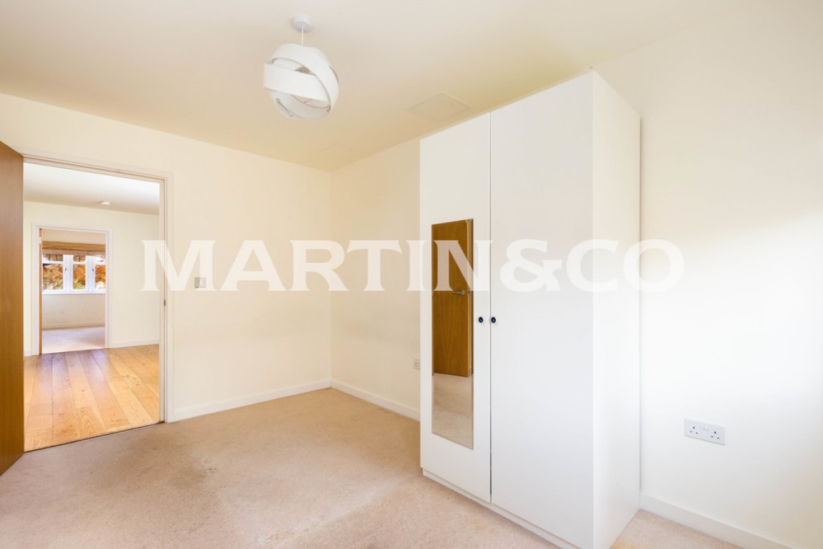 Greenacres Apartments, High Cedars