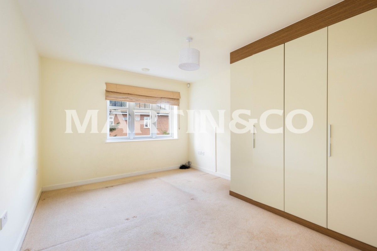 Greenacres Apartments, High Cedars