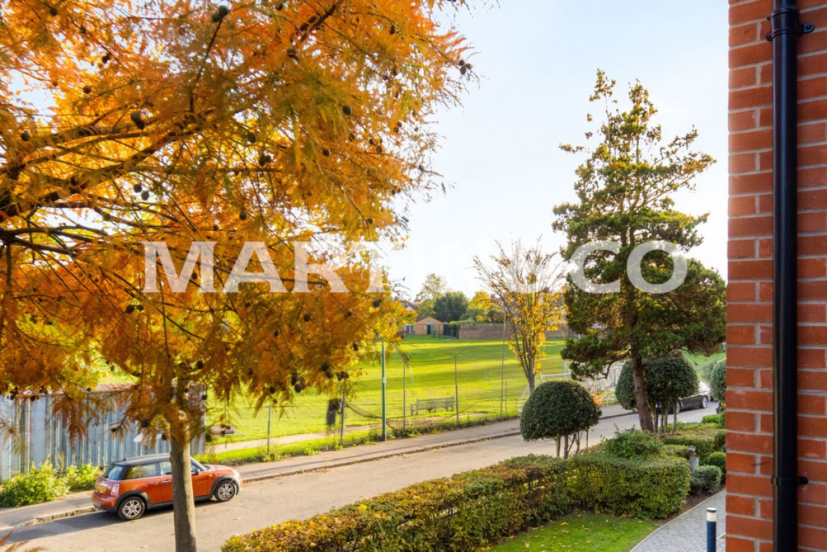 Greenacres Apartments, High Cedars