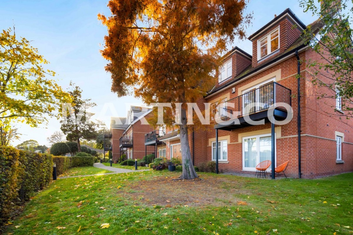 Greenacres Apartments, High Cedars