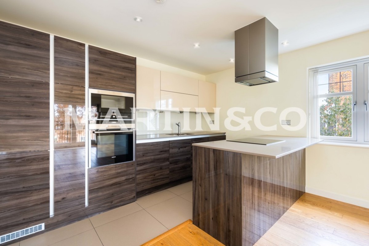 Greenacres Apartments, High Cedars