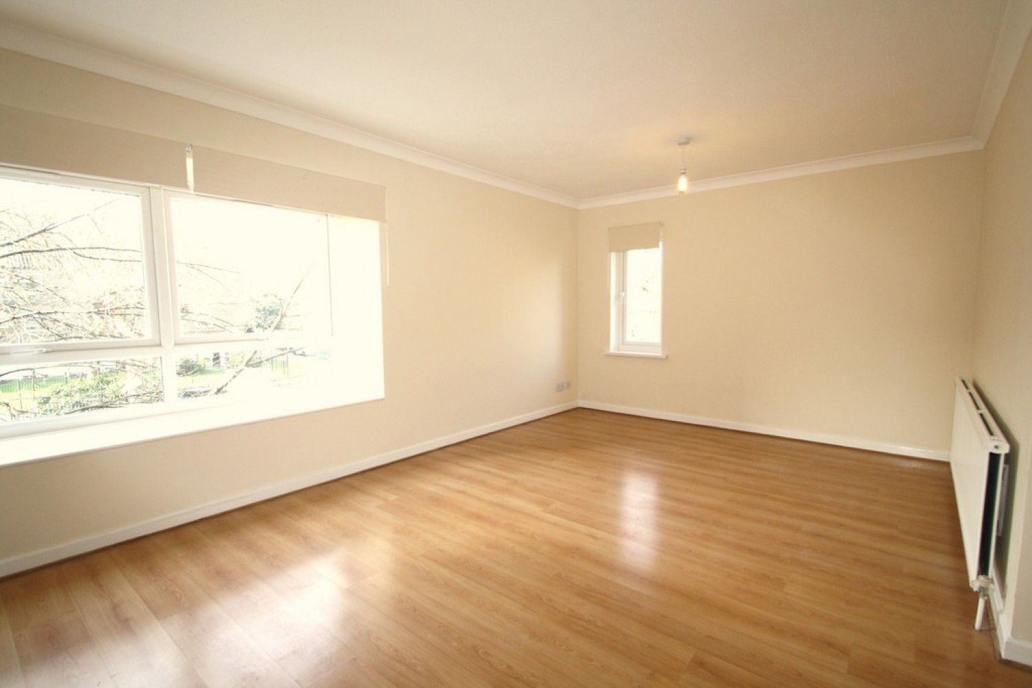 2 bedroom Flat for Letting Thurlow Court, Wanstead, London