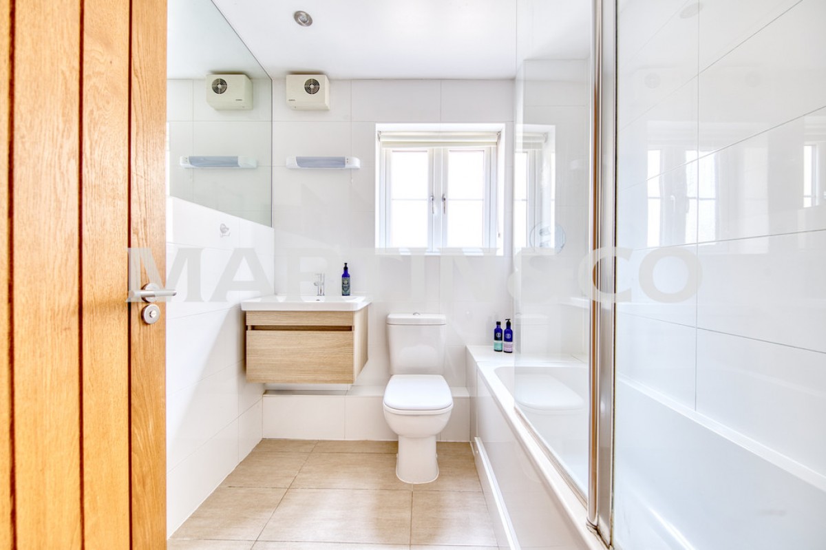 Jenny Court, Nightingale Lane