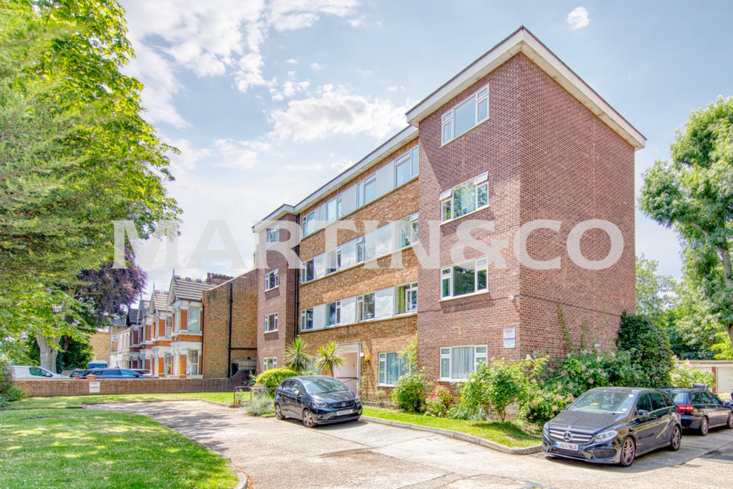 2 bedroom Flat for Letting Kingsley Court, New Wanstead, Wanstead