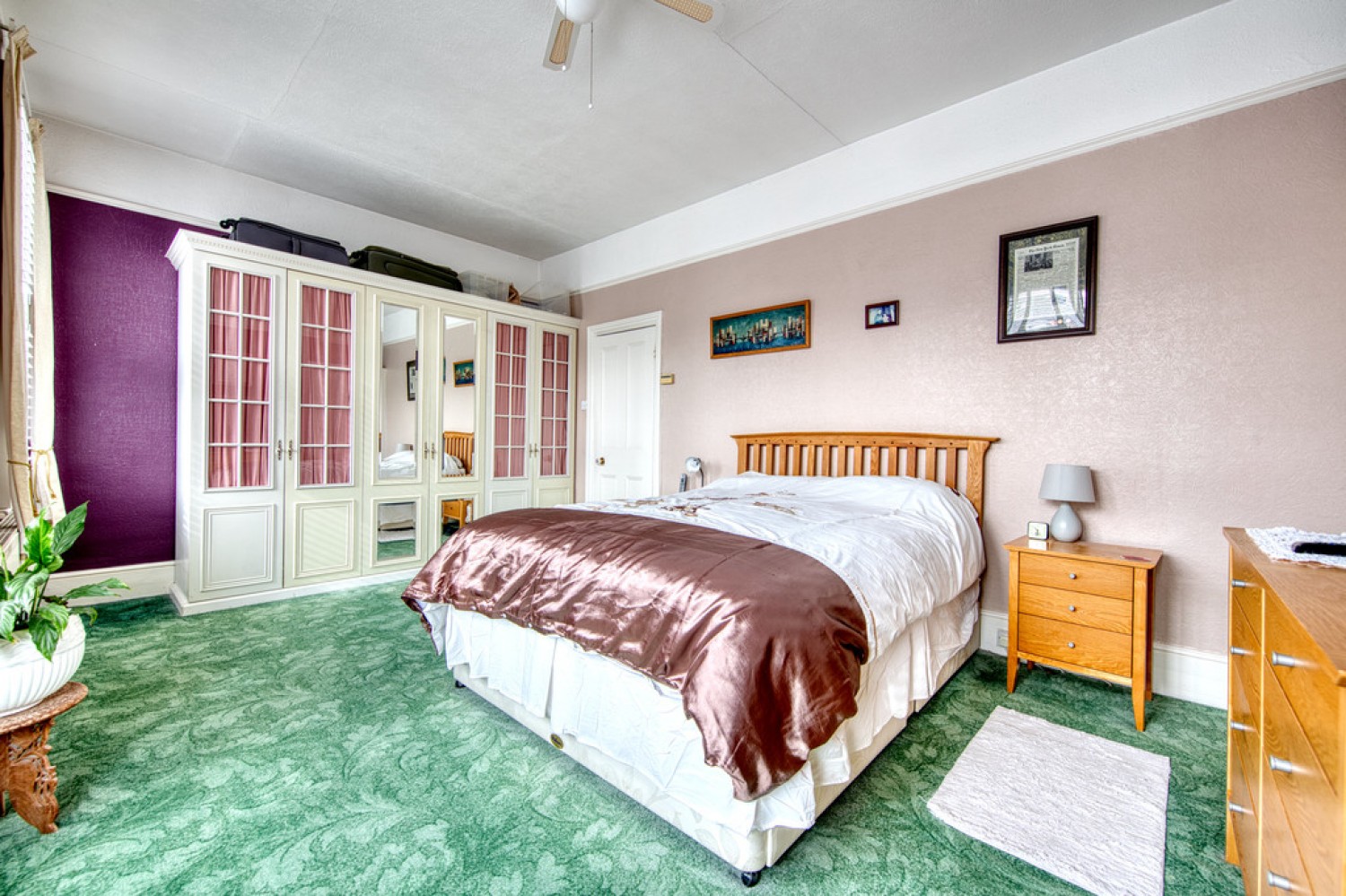 3 bedroom House for Sale Dover Road, Aldersbrook