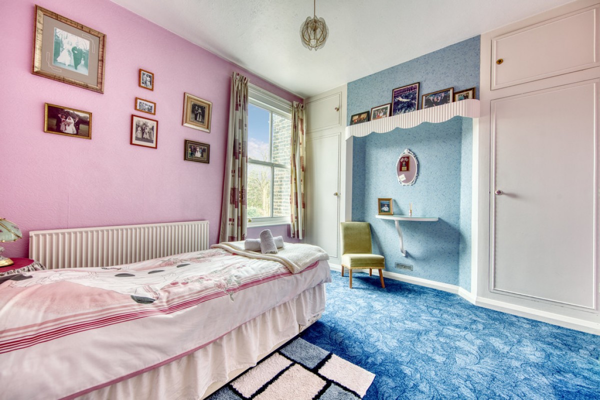 Dover Road, Aldersbrook