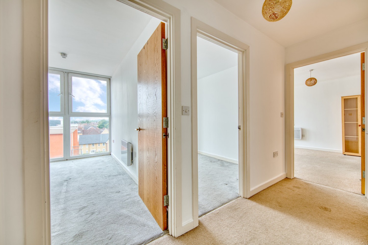 2 bedroom Flat for Letting Newbury Central, Essex