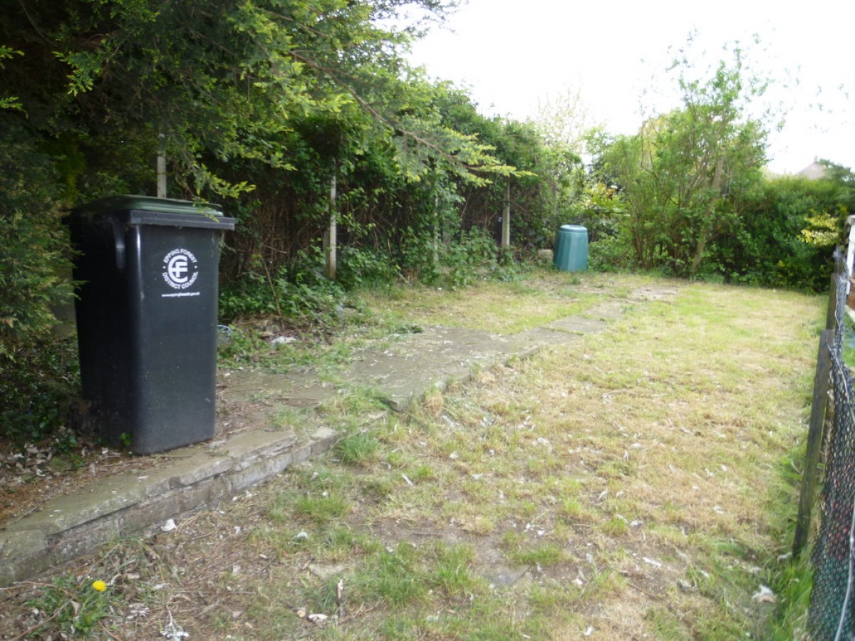 Hillyfields, Loughton