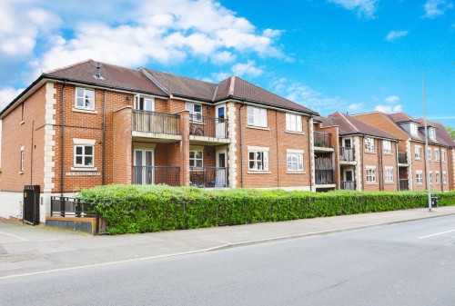 Hubbard Crt, Valley Hill, Loughton