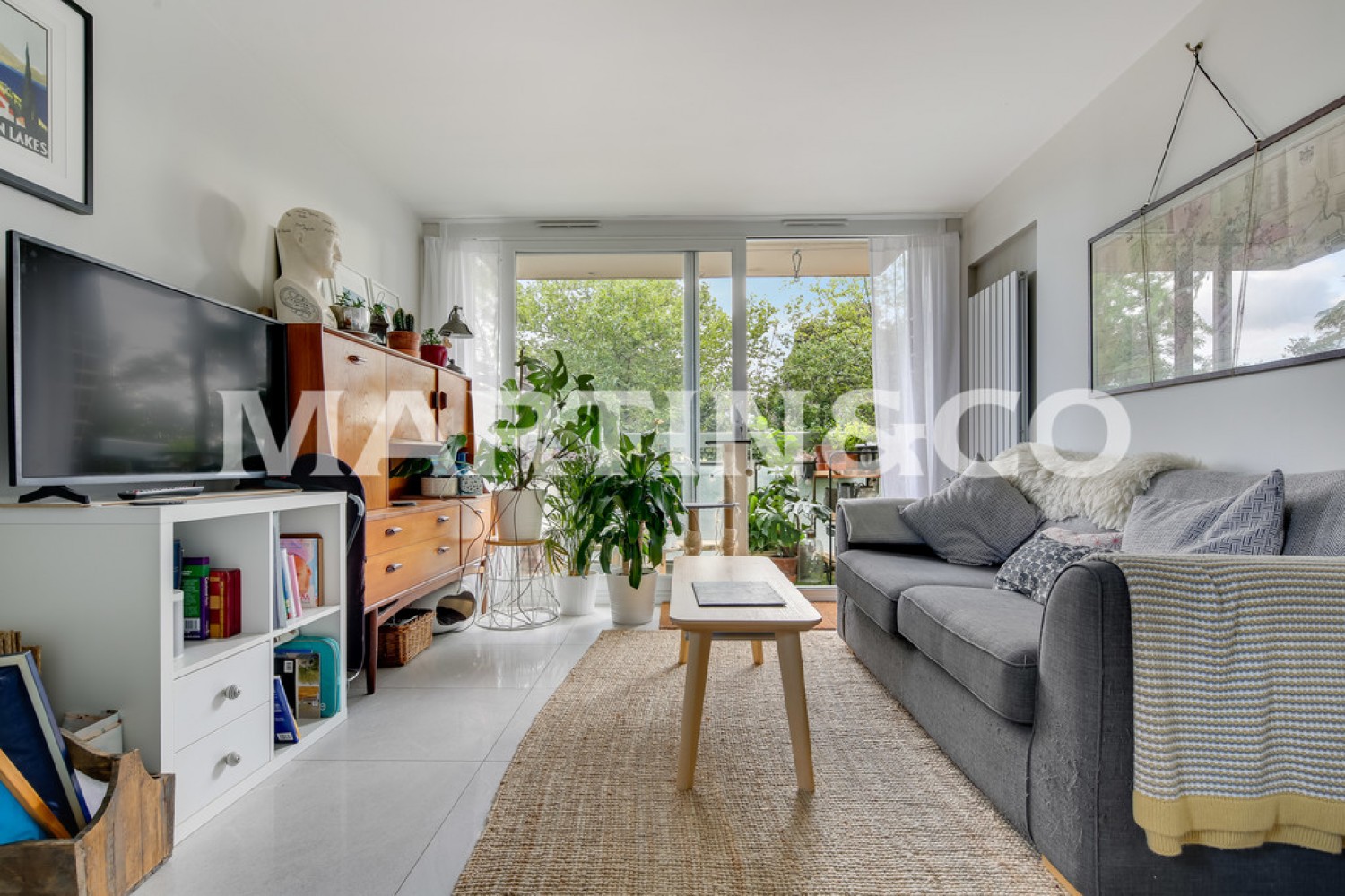 2 bedroom Flat for Letting Gardener Close, Wanstead