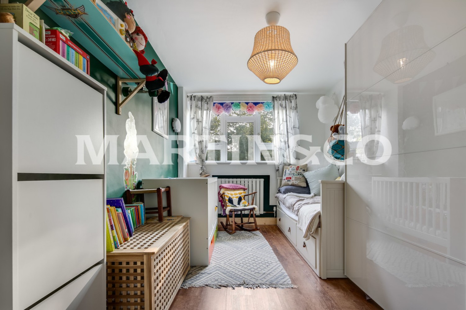 2 bedroom Flat for Letting Gardener Close, Wanstead