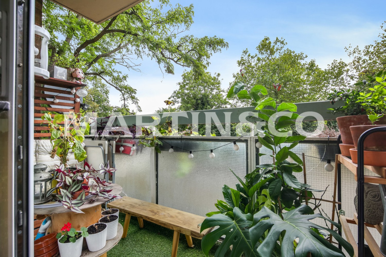 2 bedroom Flat for Letting Gardener Close, Wanstead