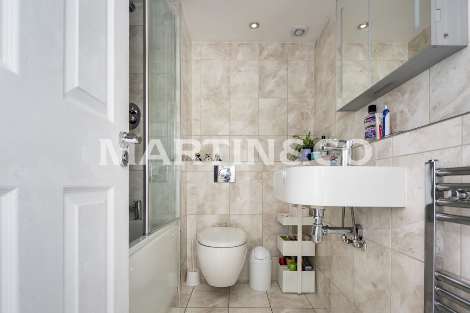 Queenswood Gardens, Aldersbrook, London