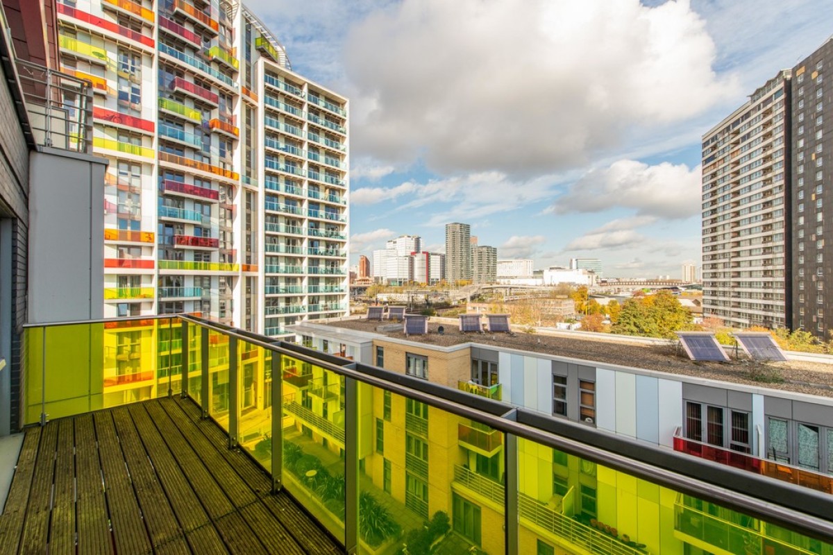 Azura Court, Stratford, London
