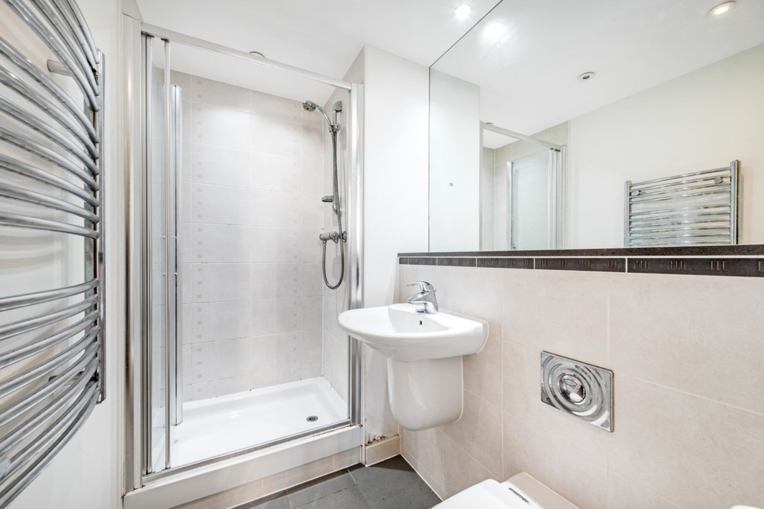 Azura Court, Stratford, London