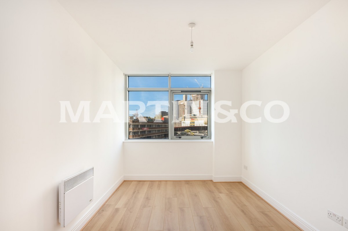 Gerry Raffles Square, Stratford