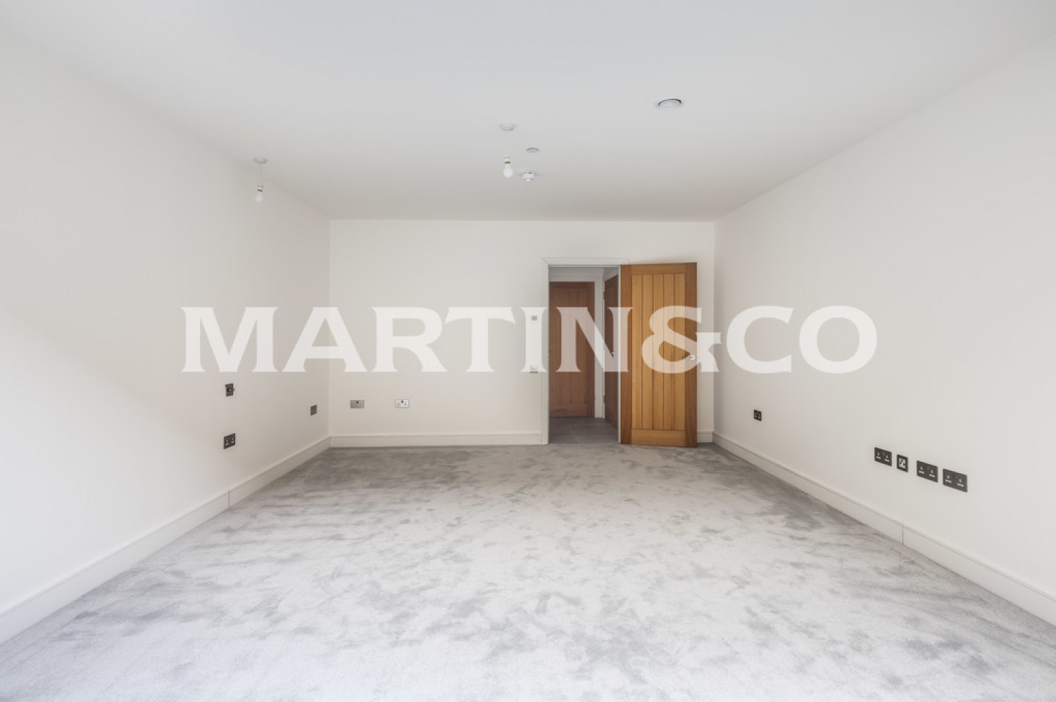 Station Road, Chingford