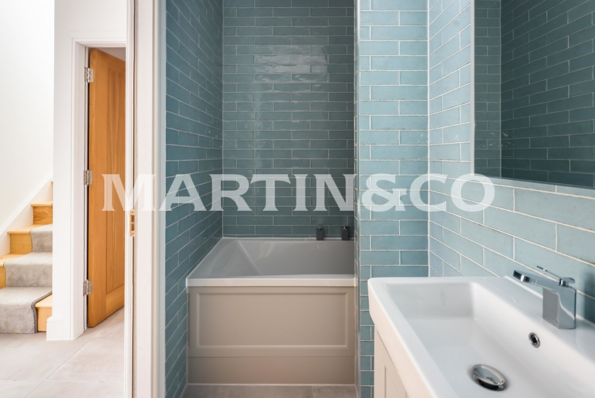 Station Road, Chingford