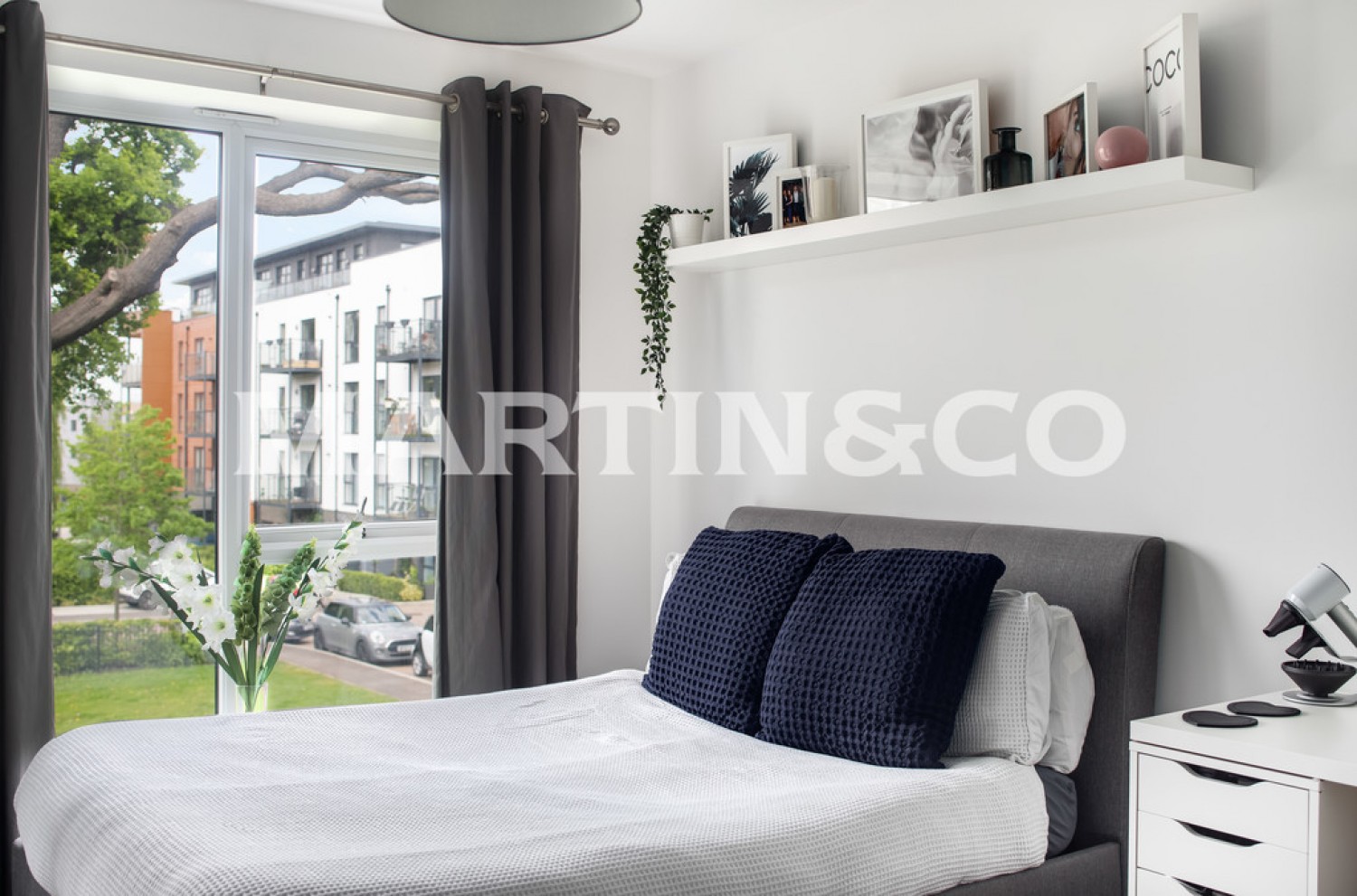 2 bedroom Flat for Sale Wildcary Lane, Harold Wood, Romford