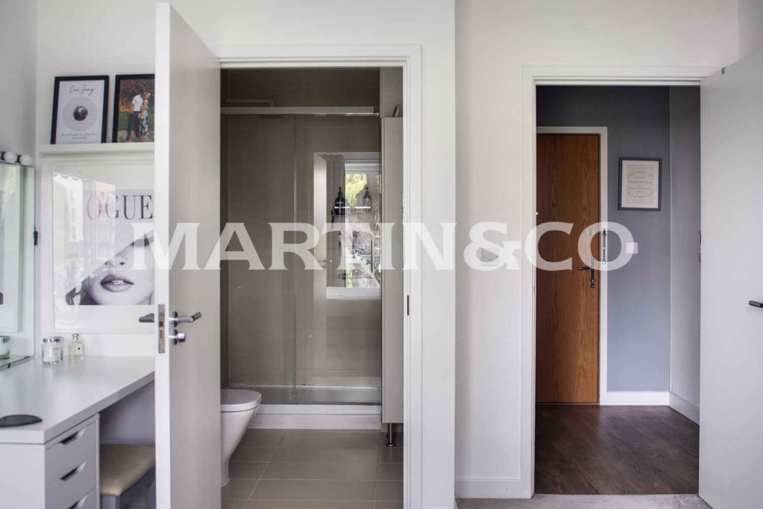 2 bedroom Flat for Sale Wildcary Lane, Harold Wood, Romford