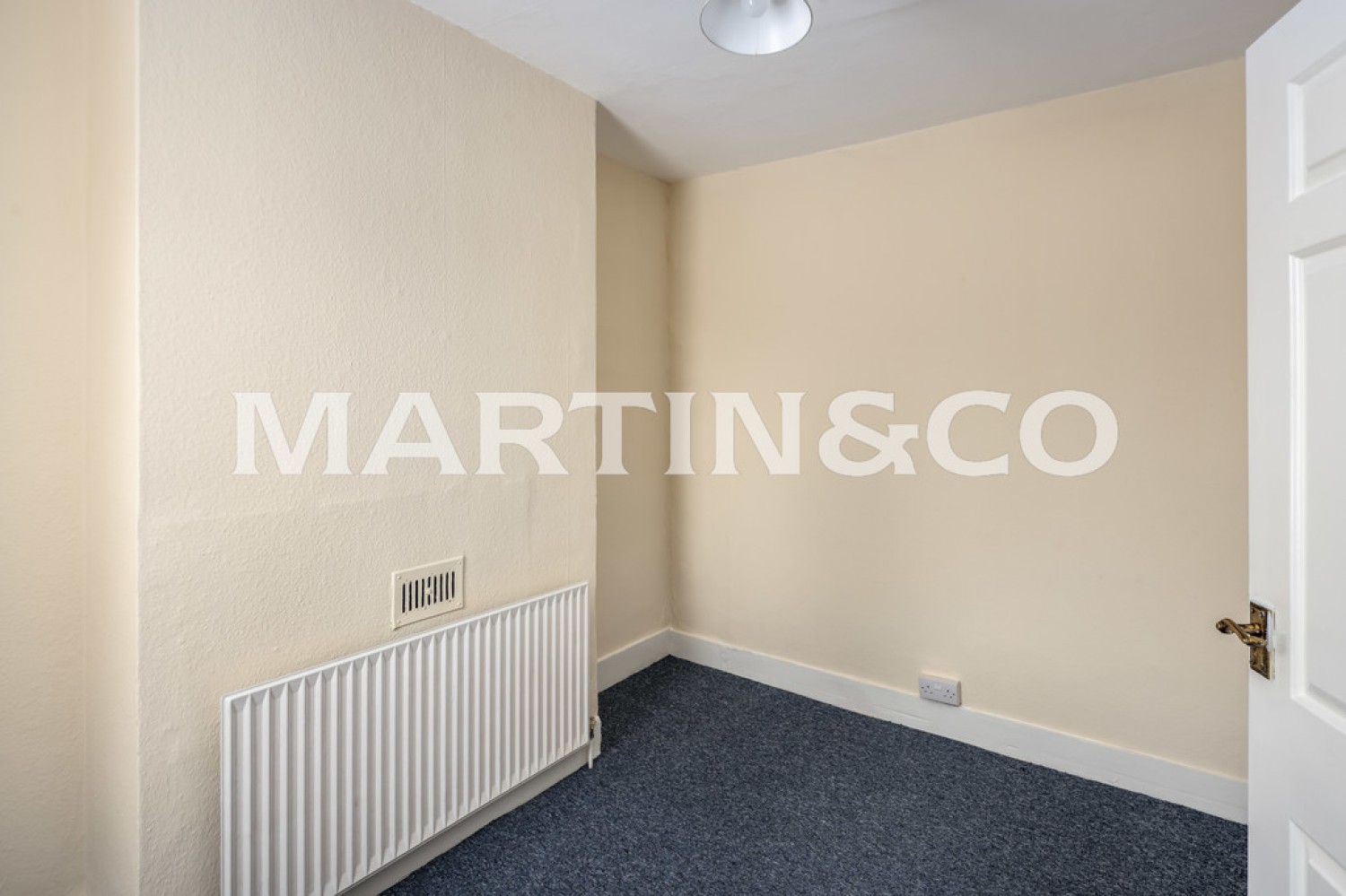 3 bedroom House in Cheyneys Road, Leytonstone