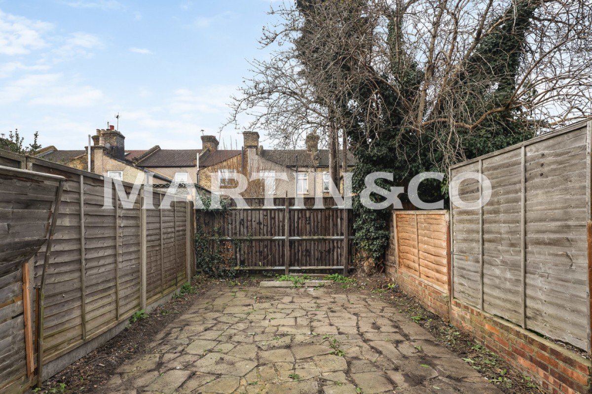 Cheyneys Road, Leytonstone