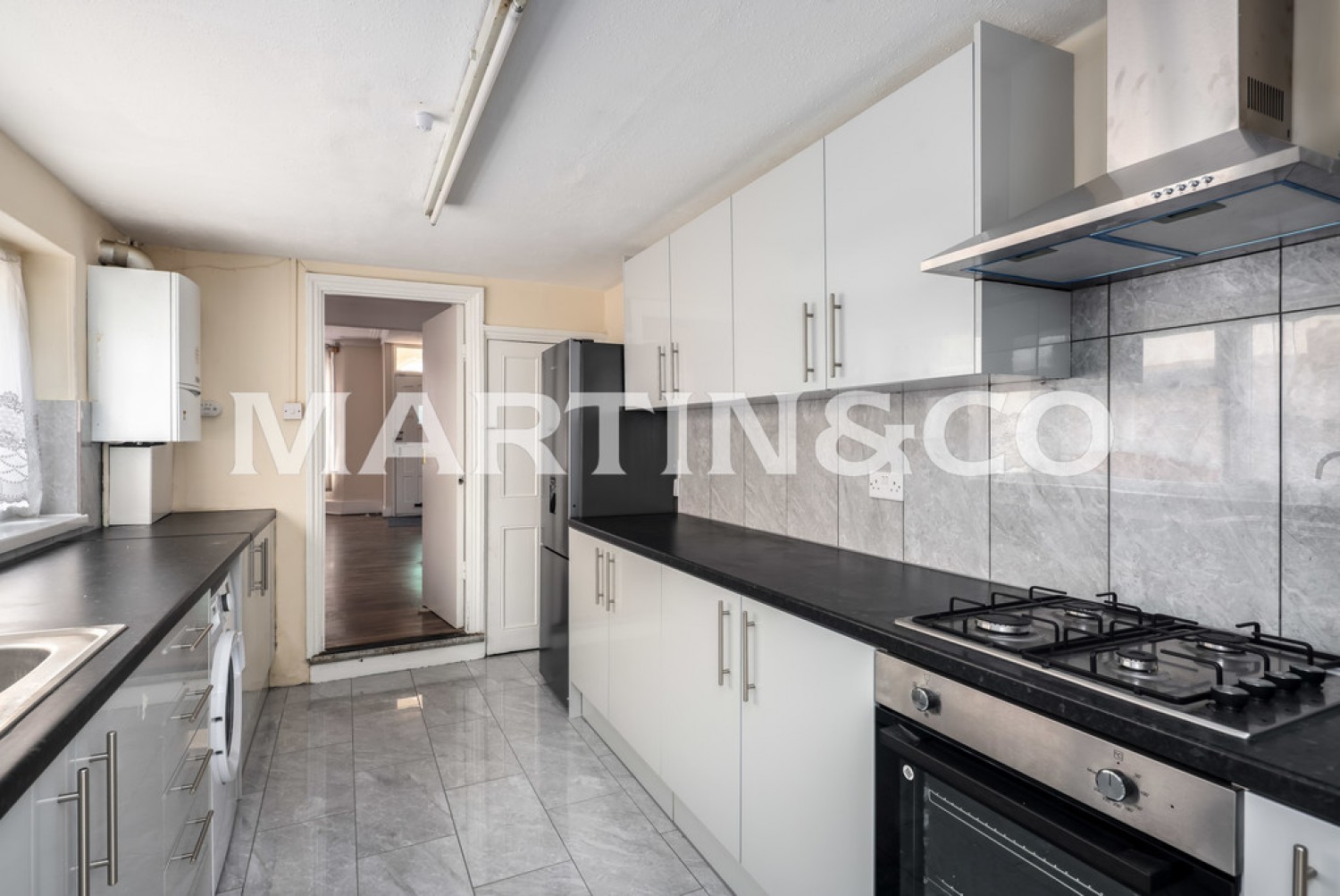 3 bedroom House in Cheyneys Road, Leytonstone