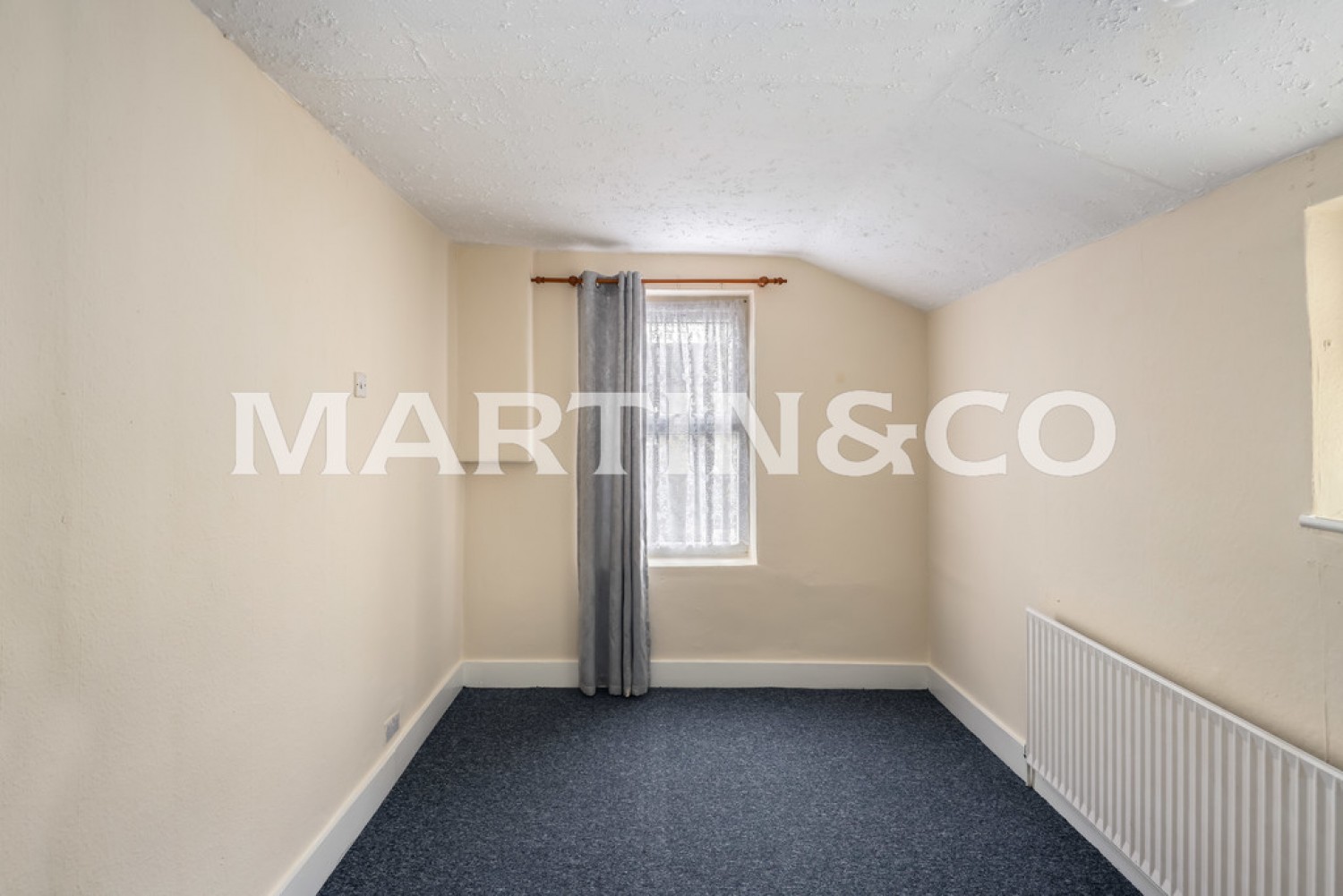 3 bedroom House in Cheyneys Road, Leytonstone