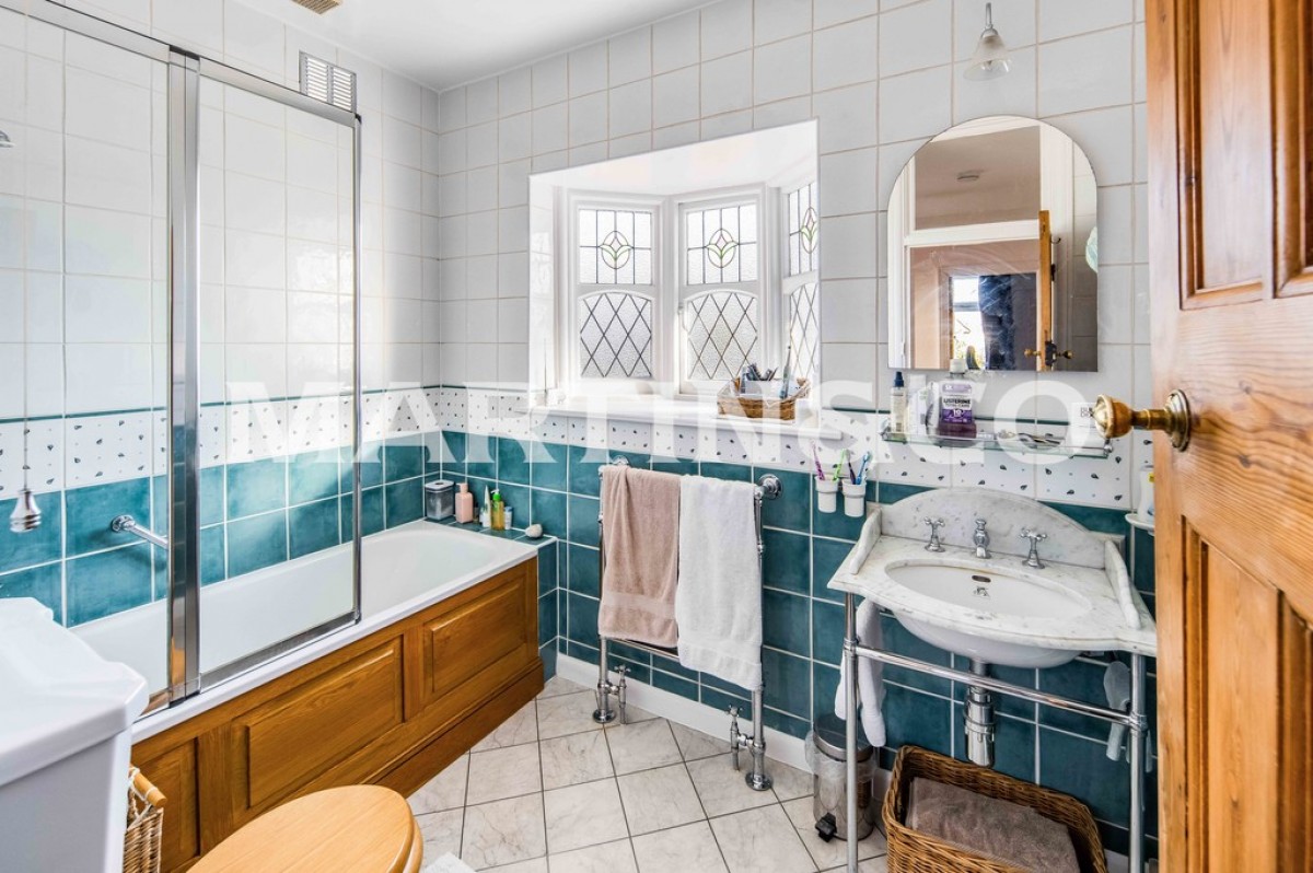 Overton Drive, Wanstead, london