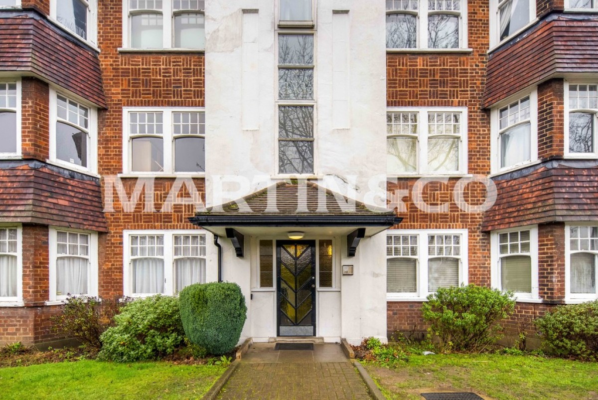 Hainualt Court , Walthamstow