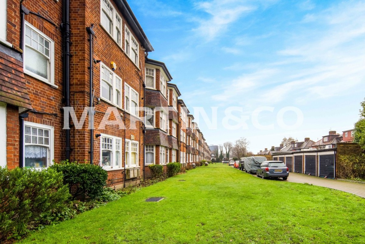 Hainualt Court , Walthamstow