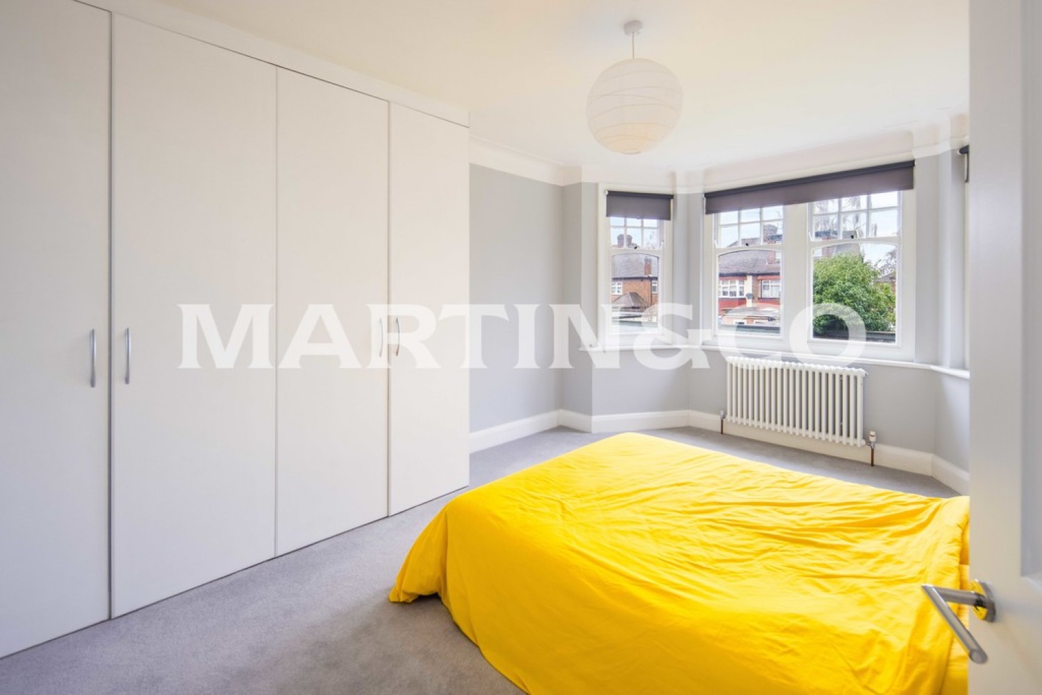2 bedroom Flat in Hainualt Court , Walthamstow