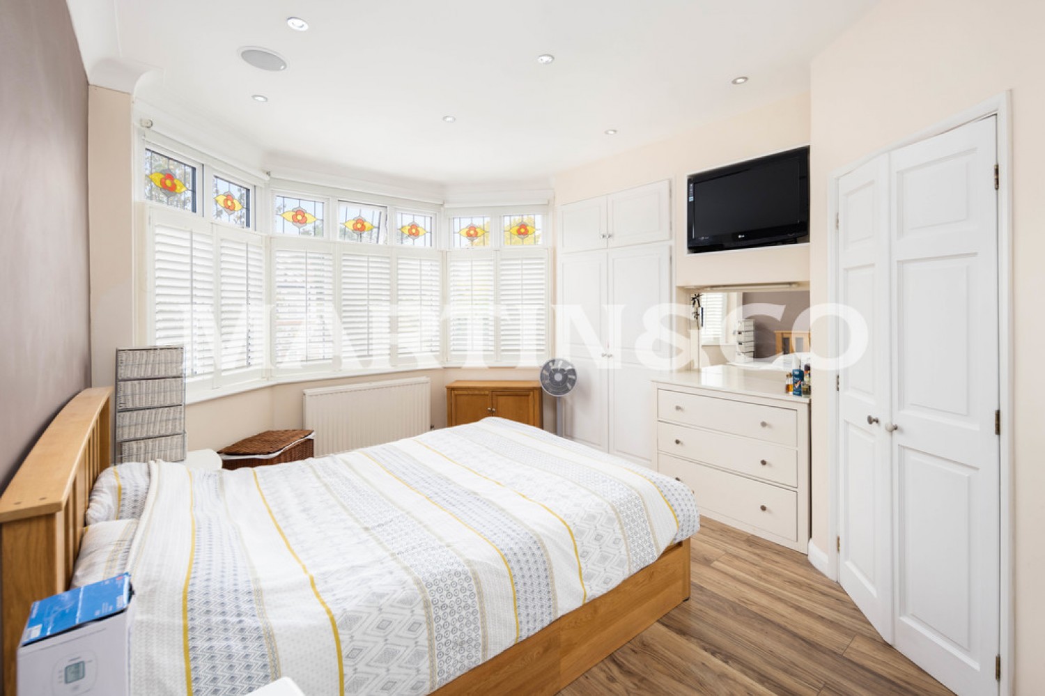 4 bedroom House for Sale Langley Drive, Wanstead