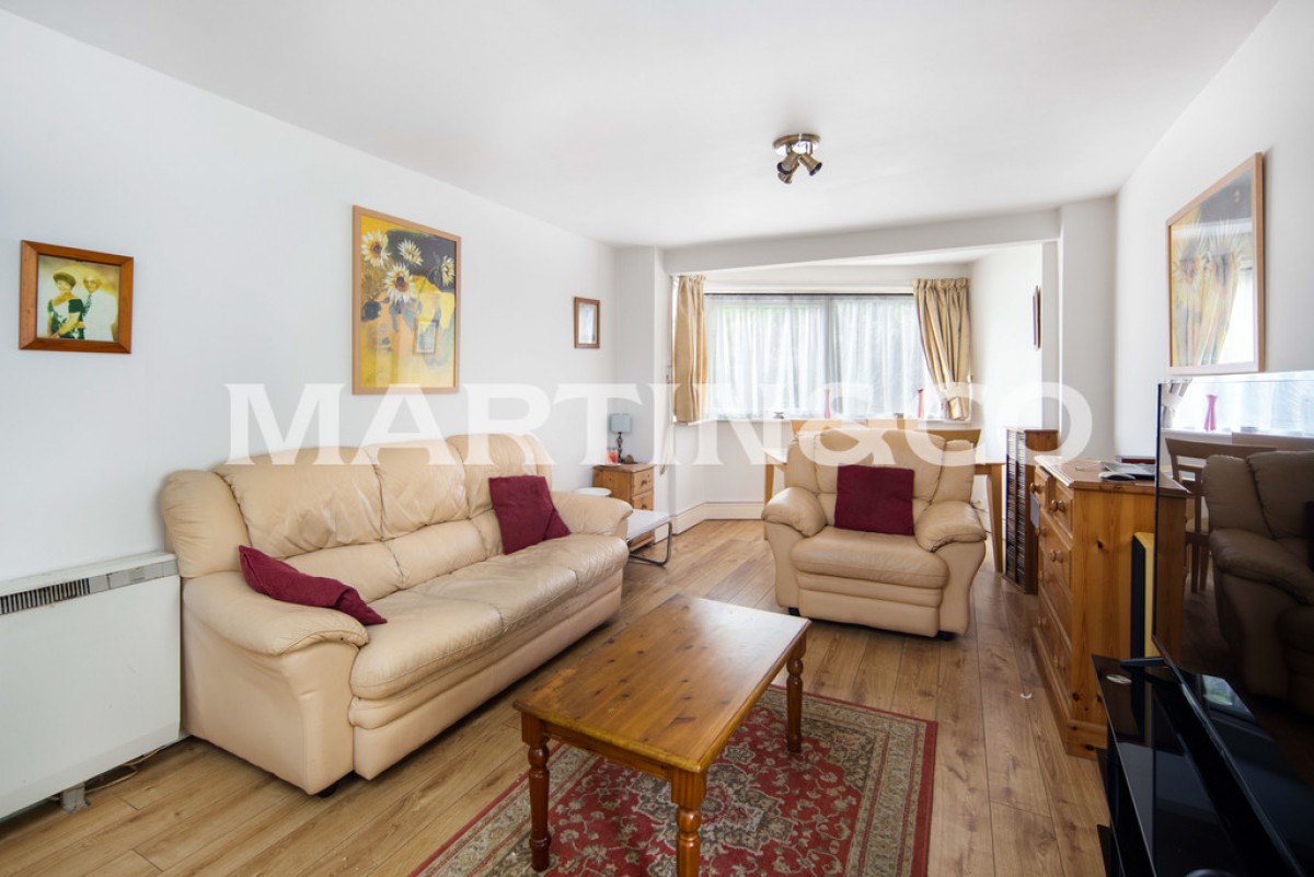 Aldersbrook, London