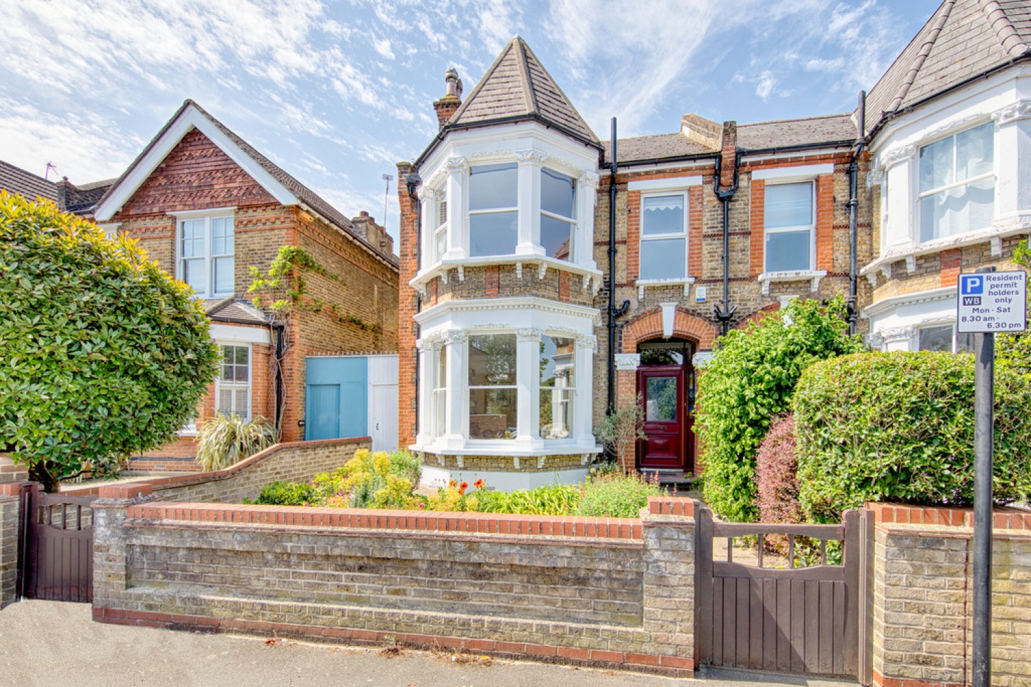 4 bedroom House for Sale Spratt Hall Road, Wanstead