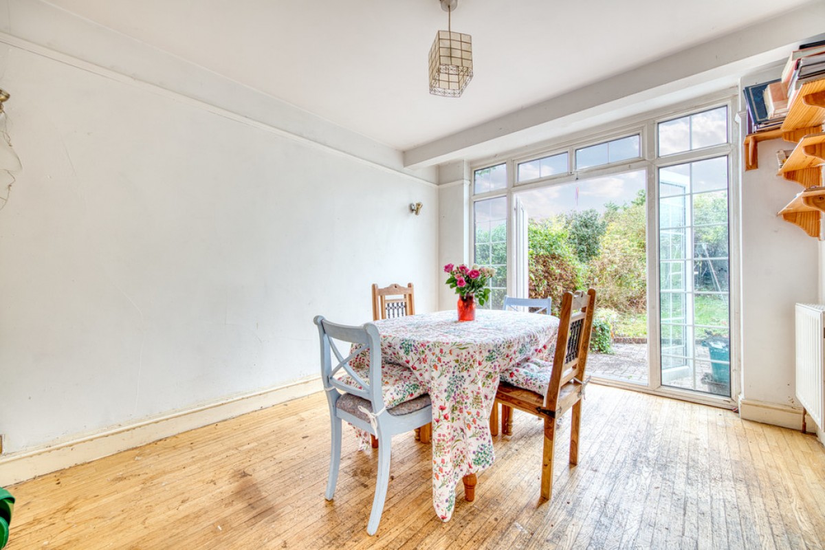 Elmcroft Avenue, Wanstead