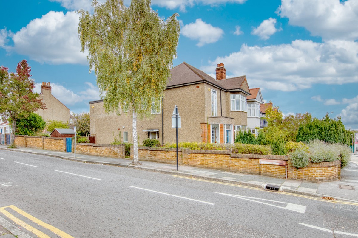 Redbridge Lane West