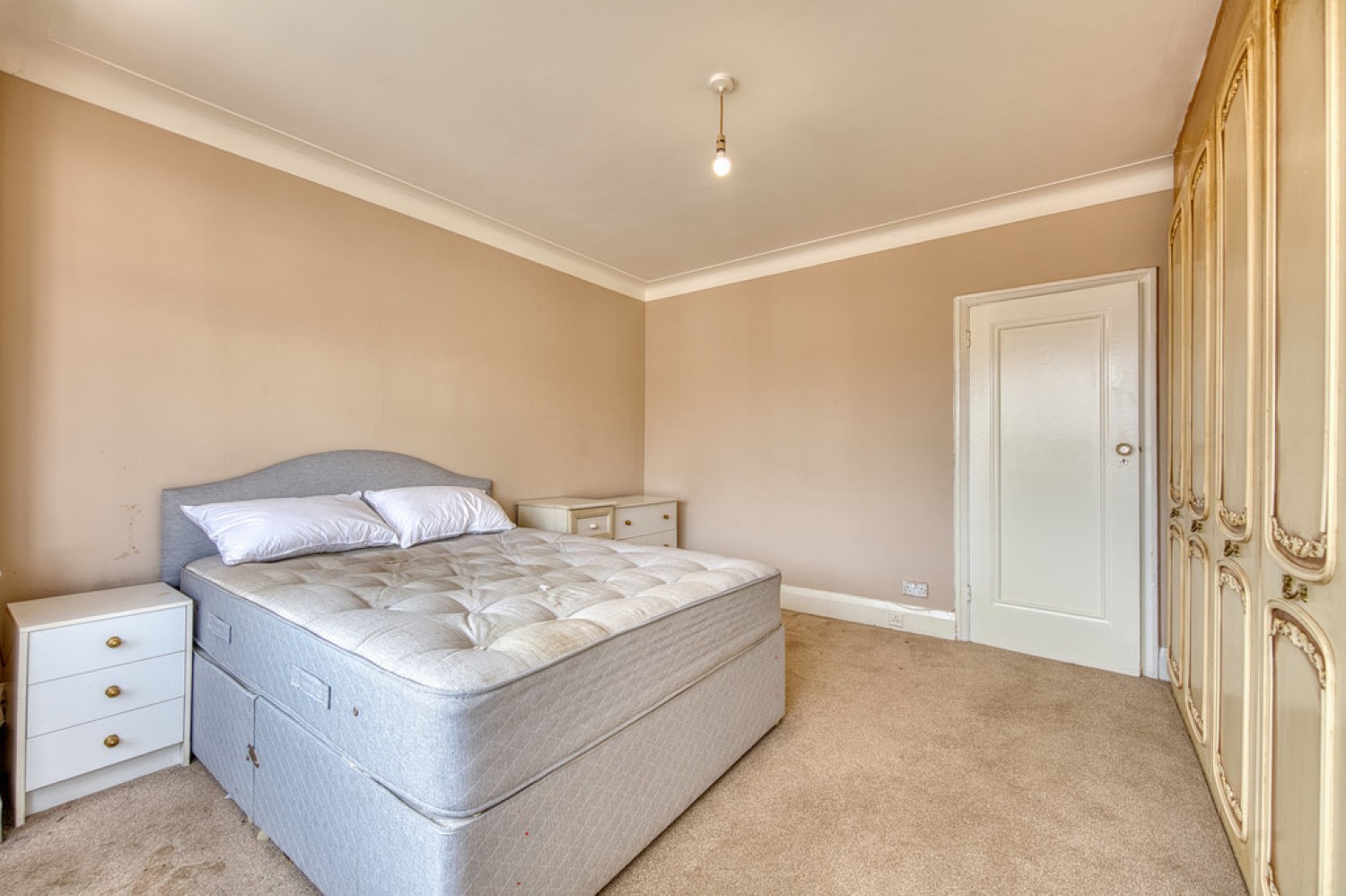 Falmouth Gardens, Redbridge