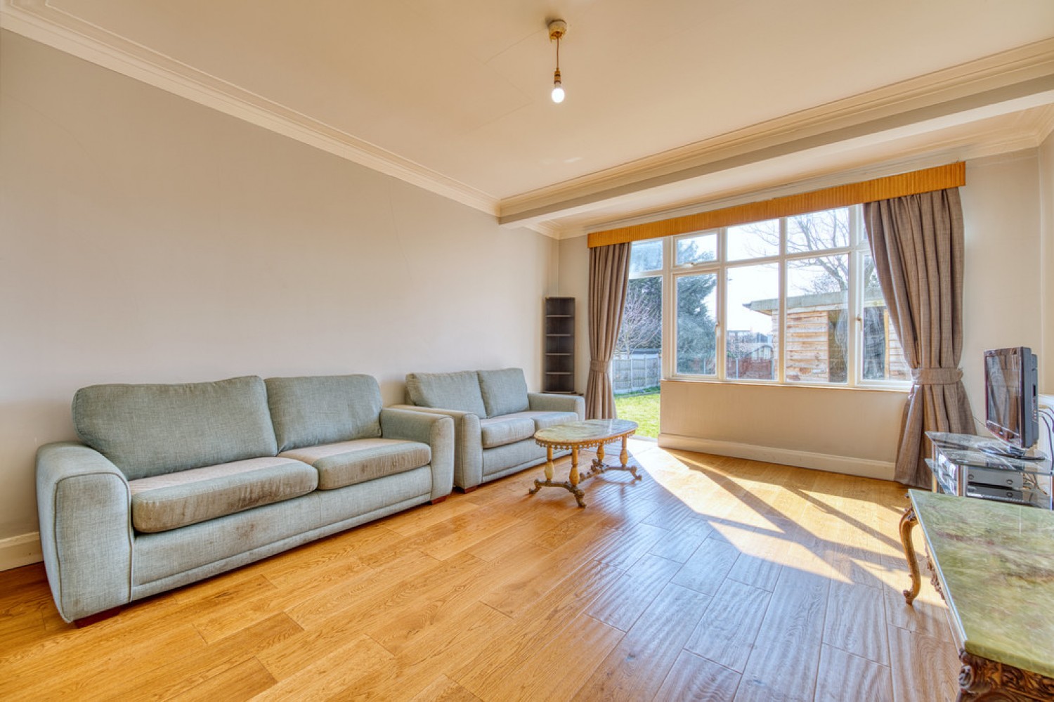Falmouth Gardens, Redbridge