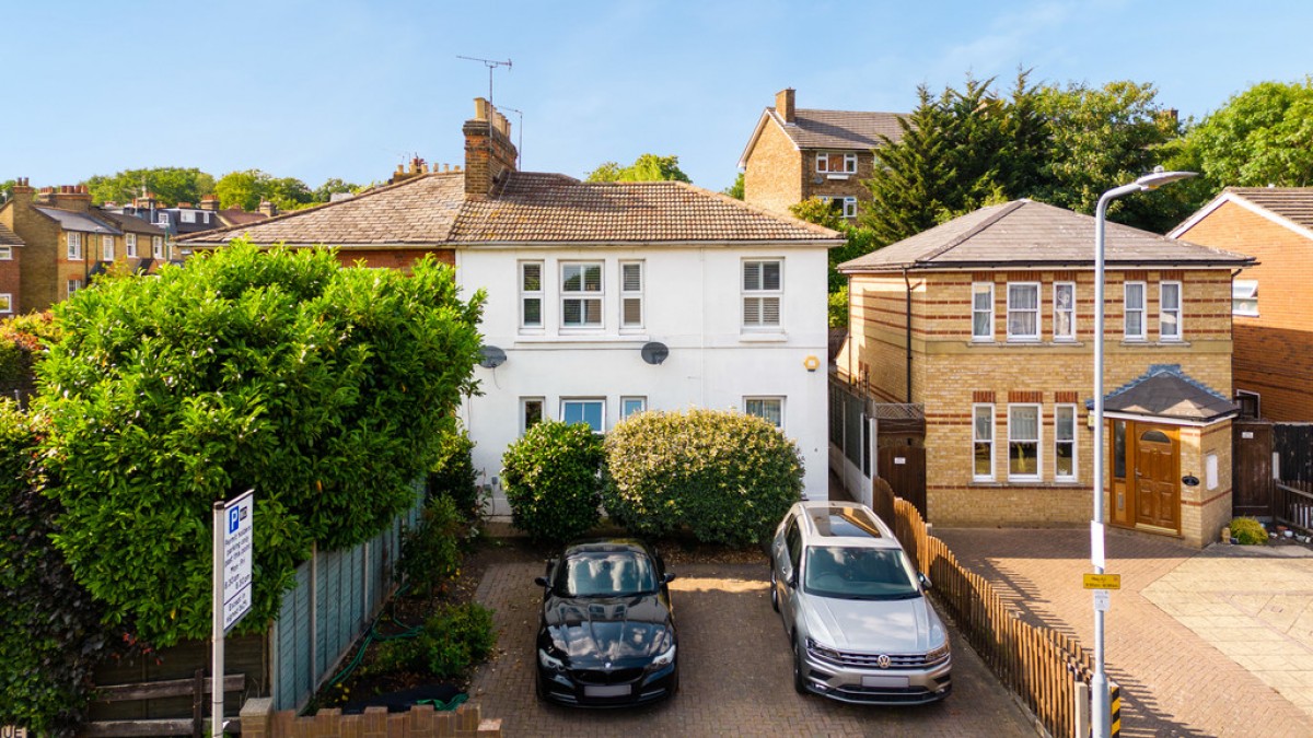 Elmcroft Avenue, Wanstead