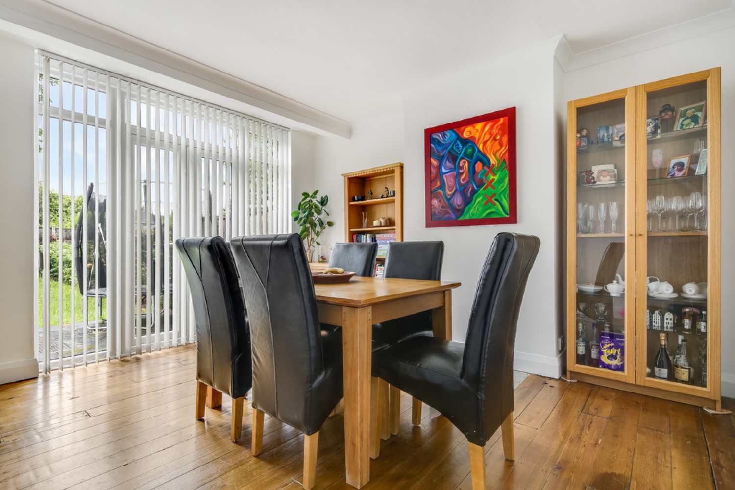 4 bedroom House for Sale Lorne Gardens, Wanstead
